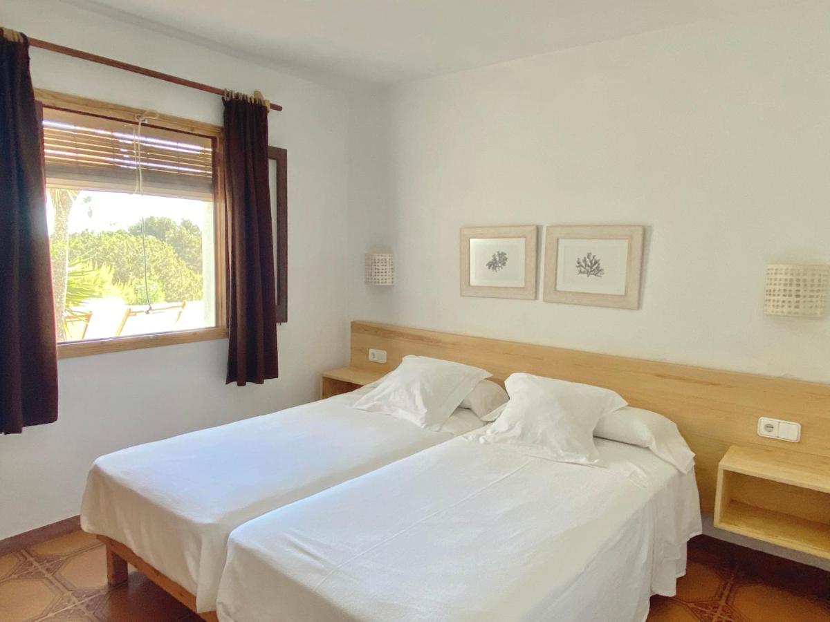 Apartamentos Laura Playa De Migjorn Exterior foto
